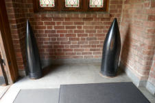 im Eingangsbereich der Marineschule