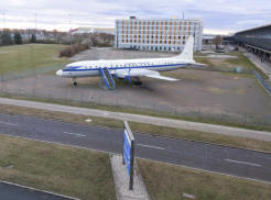 Iljuschin IL-18 der Deutschen Lufthansa der DDR in Originalfarbgebung